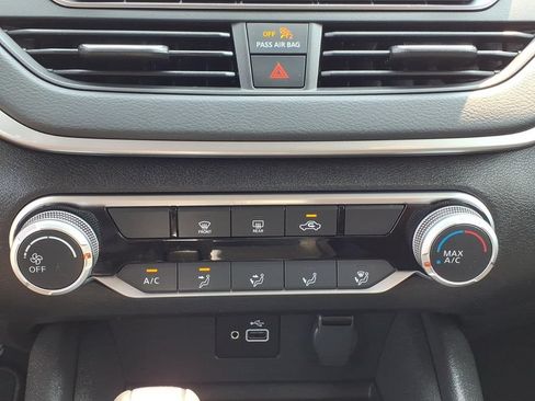 Used 2023 Nissan Altima 2.5 S FWD image 7