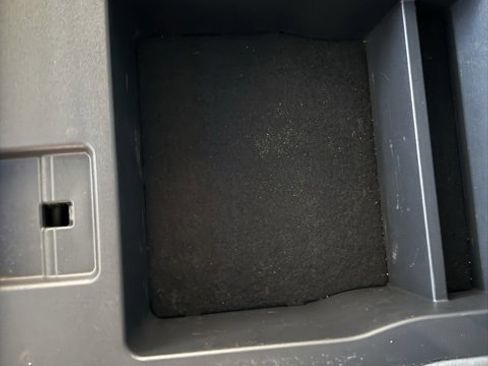 Used 2022 Ford F150 XLT image 25