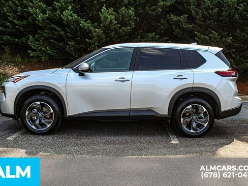 Used 2025 Nissan Rogue SV FWD image 7