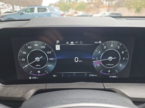 Certified 2023 Kia Telluride SX X-Line image 18