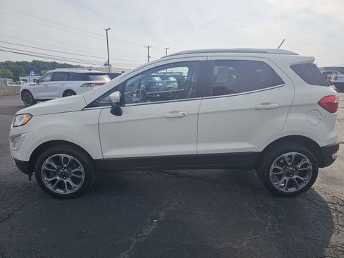 Used 2022 Ford EcoSport Titanium image 2