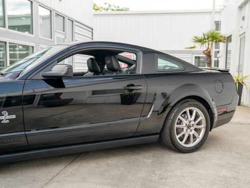 Used 2009 Ford Mustang Shelby GT500 image 6