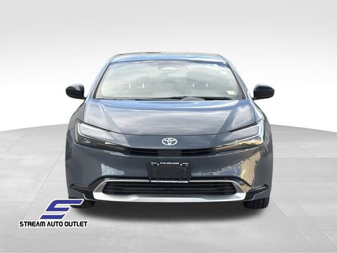 Used 2023 Toyota Prius Prime FWD image 2