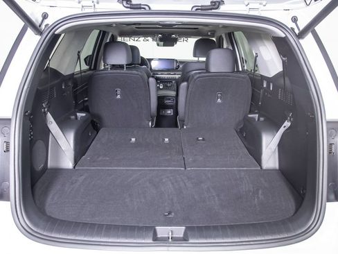 Used 2025 Hyundai Palisade Limited FWD image 10
