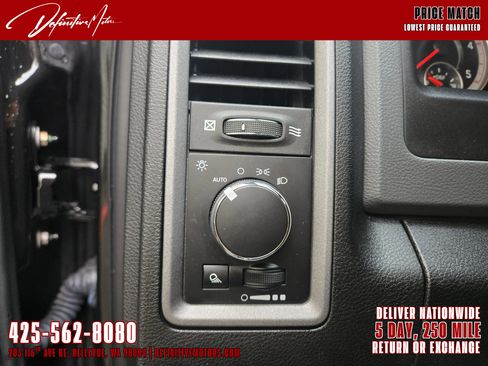 Used 2018 RAM 3500 Tradesman w/ Chrome Appearance Group image 30