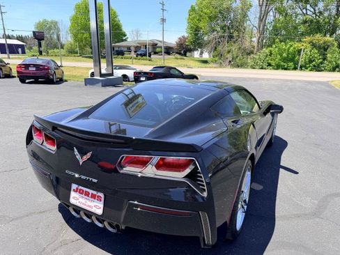 Used 2016 Chevrolet Corvette Stingray Coupe w/ 3LT Preferred Equipment Group RWD image 6