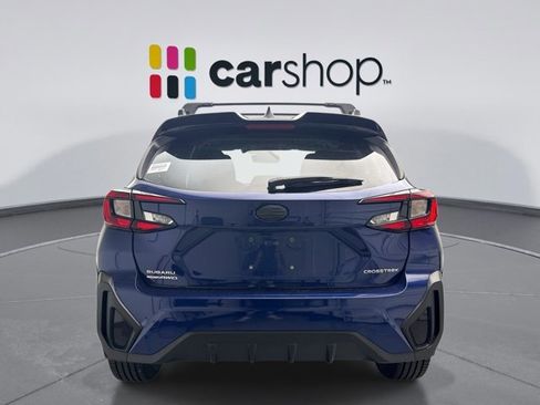 Used 2024 Subaru Crosstrek 2.0i Premium AWD/4WD image 4