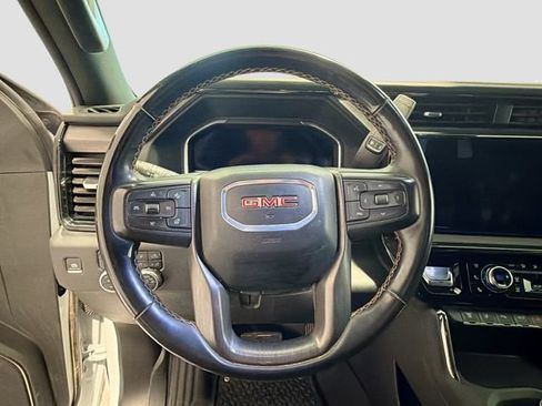 Used 2024 GMC Sierra 3500 AT4 w/ AT4 Premium Plus Package AWD/4WD image 8