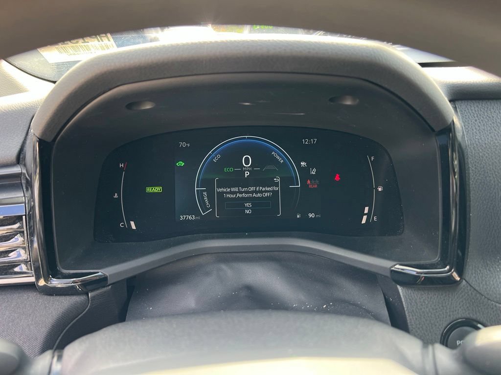 Used 2025 Toyota Camry LE FWD image 16