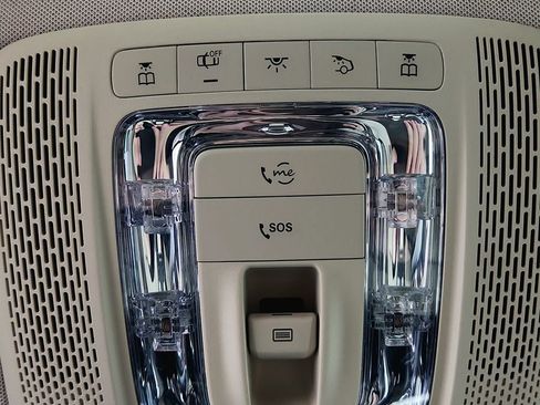 Used 2020 Mercedes-Benz GLB 250 4MATIC image 20