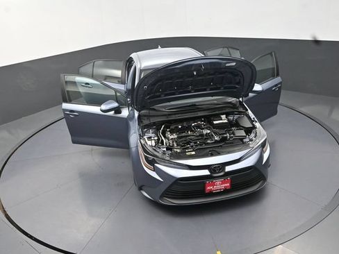 Used 2024 Toyota Corolla LE FWD image 39