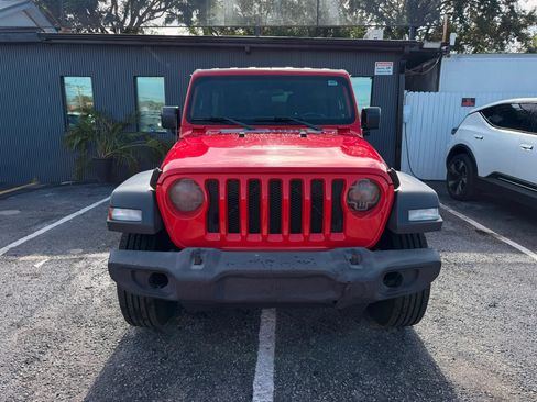 Used 2018 Jeep Wrangler Unlimited Sport S AWD/4WD image 2