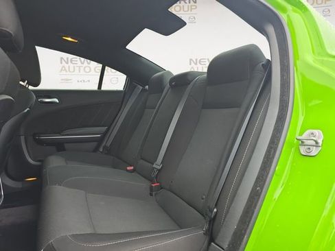 Used 2017 Dodge Charger R/T Scat Pack image 13