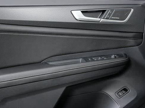 New 2026 Volkswagen Atlas Cross Sport SEL Premium R-Line image 7