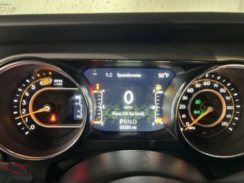 Used 2021 Jeep Wrangler Sport image 12