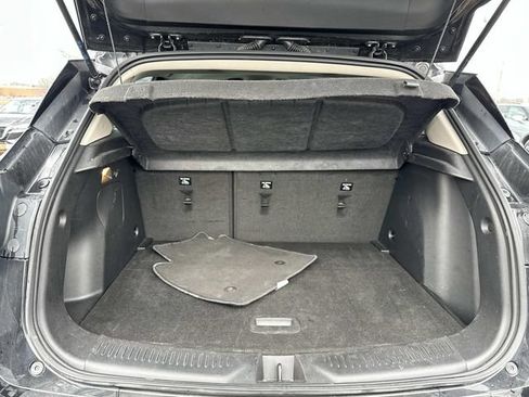 Used 2024 Buick Encore GX Sport Touring AWD/4WD image 17