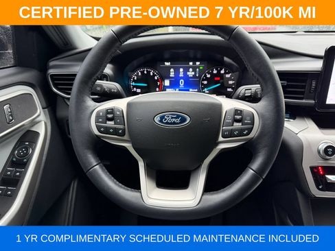 Used 2023 Ford Explorer XLT w/ Equipment Group 202A AWD/4WD image 18