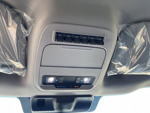 New 2024 Ford F550 4x4 Regular Cab Super Duty image 12