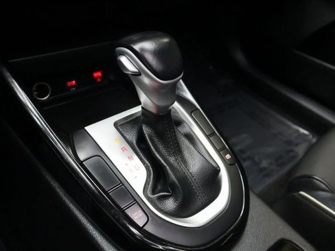 Used 2022 Kia Forte GT-Line w/ GT-Line Premium Package image 25