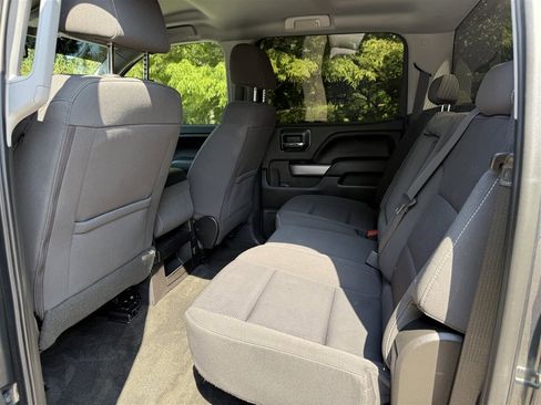 Used 2018 Chevrolet Silverado 1500 LT w/ Texas Edition image 10