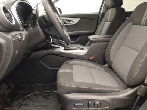 Used 2024 Chevrolet Blazer LT w/ Convenience Package FWD image 17
