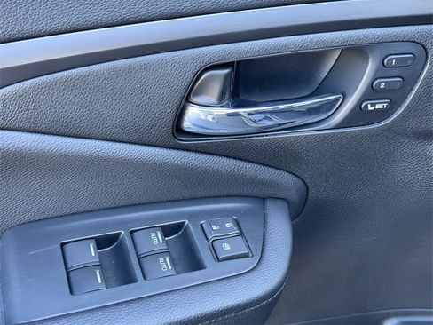 Used 2022 Honda Pilot EX-L image 25