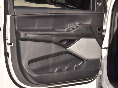 New 2025 Lincoln Navigator L Black Label image 40