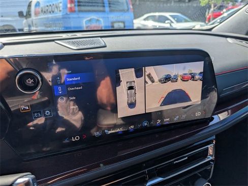 Certified 2025 Chevrolet Traverse RS w/ LPO, Floor Liner Package image 20