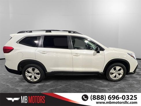 Used 2023 Subaru Ascent 8-Passenger image 2