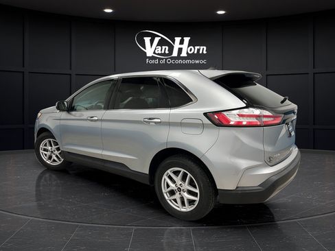 Used 2023 Ford Edge SEL w/ Convenience Package AWD/4WD image 5