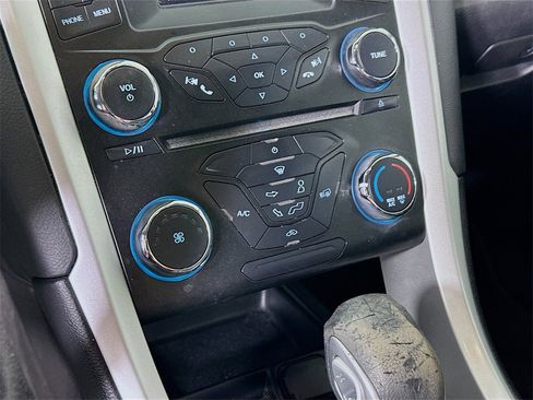 Used 2014 Ford Fusion SE image 14