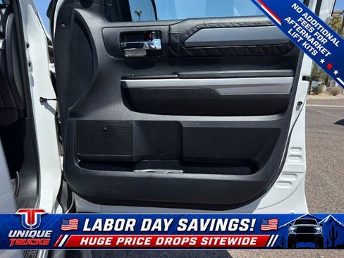 Used 2018 Toyota Tundra Platinum AWD/4WD image 35