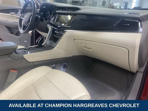 Used 2024 Cadillac XT6 Premium Luxury w/ Technology Package AWD/4WD image 37