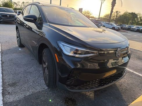 Used 2023 Volkswagen ID.4 Pro S image 3