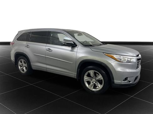 Used 2015 Toyota Highlander Limited Platinum image 7
