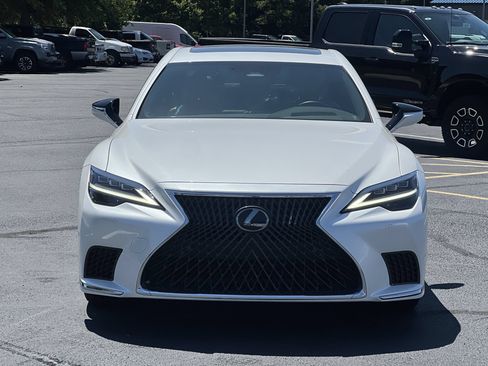 Used 2024 Lexus LS 500 RWD image 30
