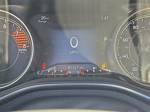 Used 2019 Jeep Cherokee Limited image 20