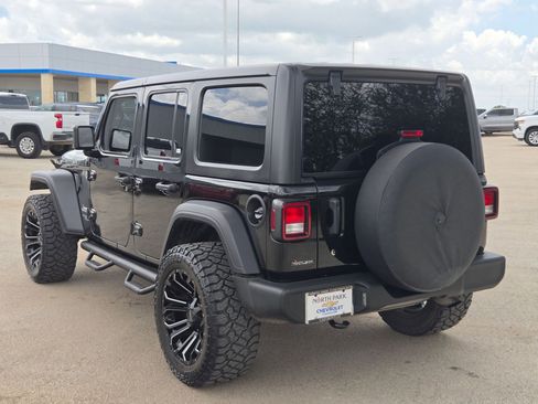 Used 2020 Jeep Wrangler Unlimited Sport S AWD/4WD image 6