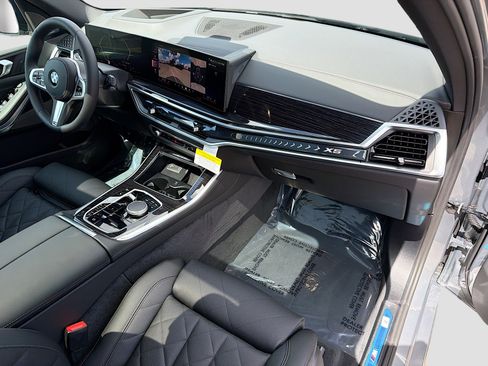 New 2026 BMW X5 xDrive40i w/ M Sport Package image 14