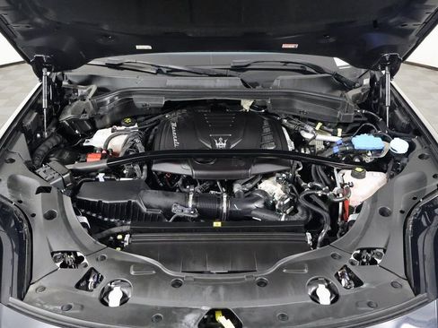 Used 2023 Maserati Grecale Modena image 15