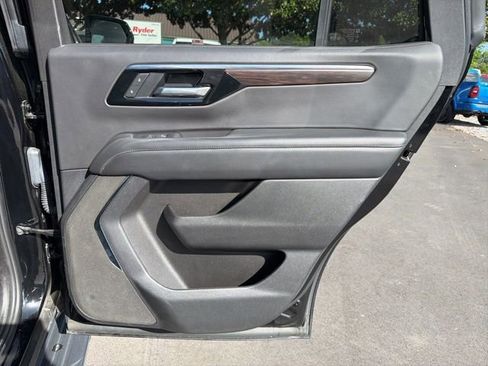 Used 2025 Chevrolet Tahoe LT image 12