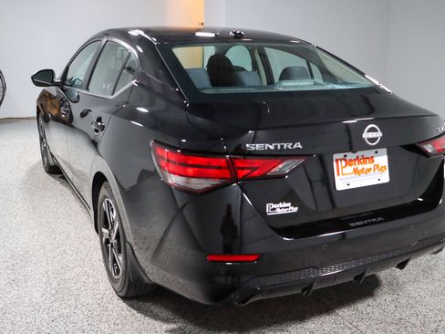 Used 2024 Nissan Sentra SV w/ All-Weather Package FWD image 9