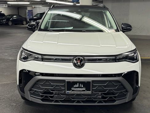 New 2026 Volkswagen Taos SE AWD/4WD image 32