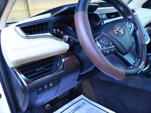 Used 2014 Toyota Avalon XLE Touring image 27