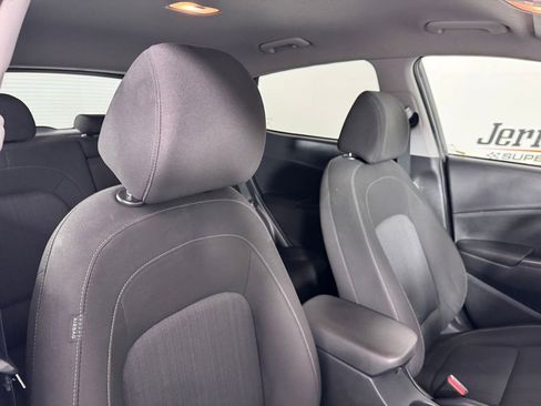 Used 2023 Hyundai Kona SEL image 31