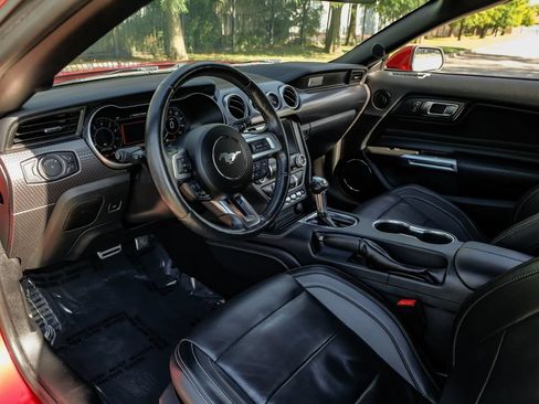 Used 2019 Ford Mustang GT Premium w/ GT Performance Package RWD image 5