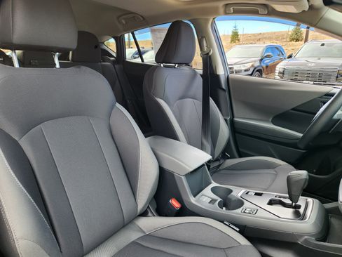 Used 2025 Subaru Crosstrek 2.0i Premium image 16