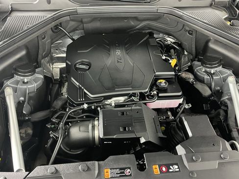 Used 2025 Genesis GV80 2.5T Advanced image 39