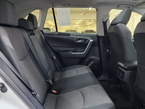 Used 2019 Toyota RAV4 XLE w/ All Weather Liner Package AWD/4WD image 19