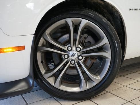 Used 2020 Dodge Challenger R/T image 43